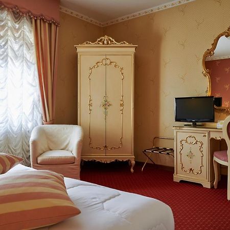 Hotel Villa Delle Ortensie Sant'Omobono Imagna Exteriér fotografie