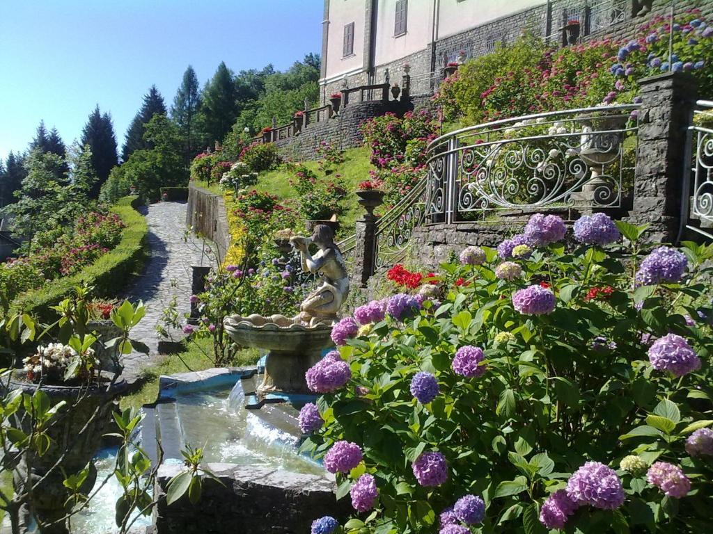 Hotel Villa Delle Ortensie Sant'Omobono Imagna Exteriér fotografie