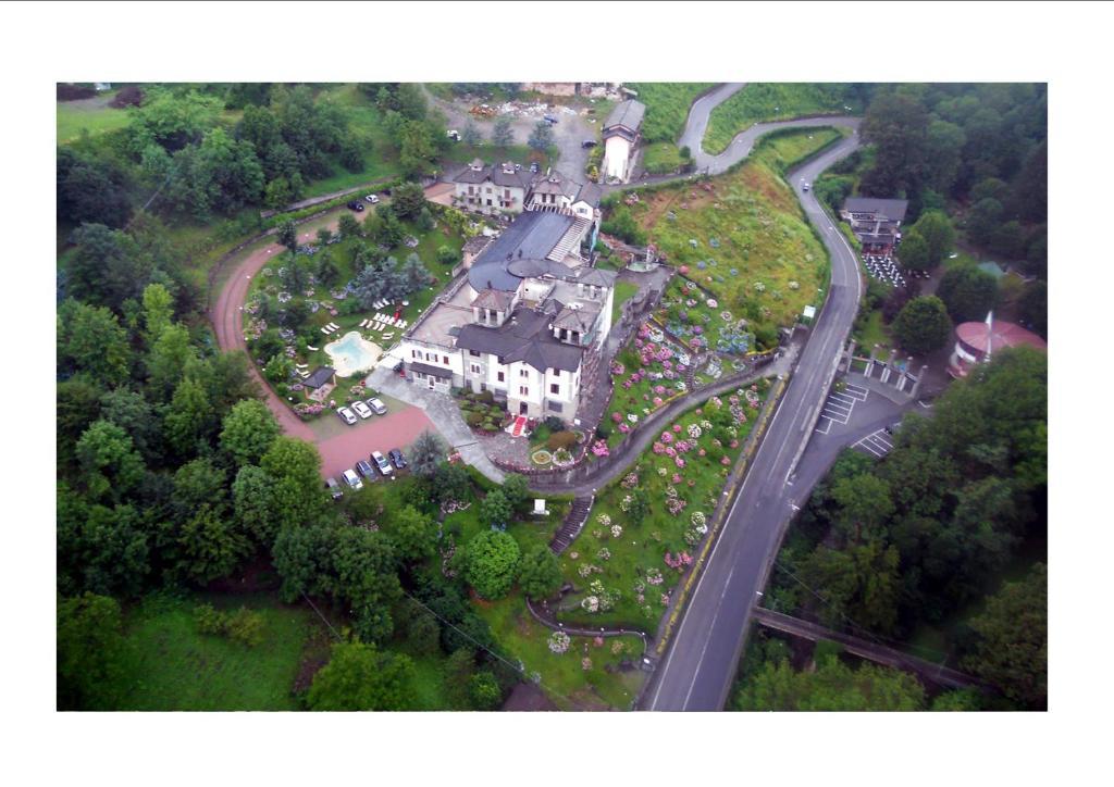 Hotel Villa Delle Ortensie Sant'Omobono Imagna Exteriér fotografie