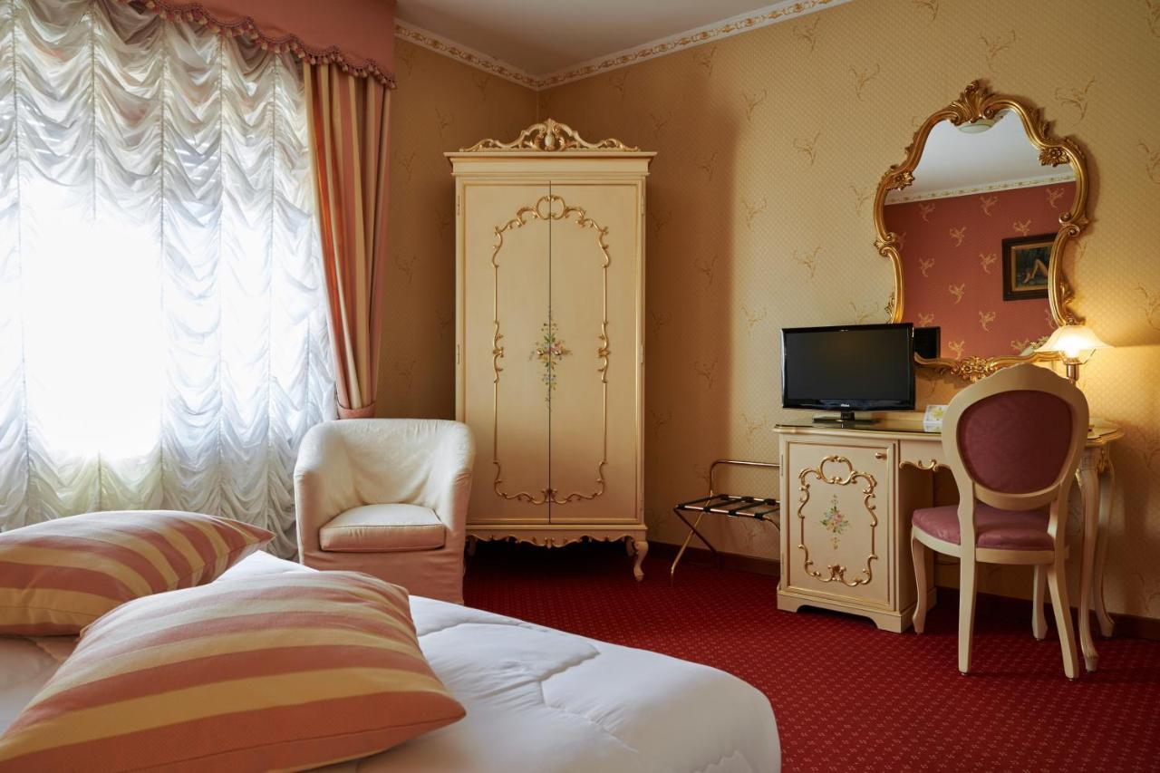 Hotel Villa Delle Ortensie Sant'Omobono Imagna Exteriér fotografie
